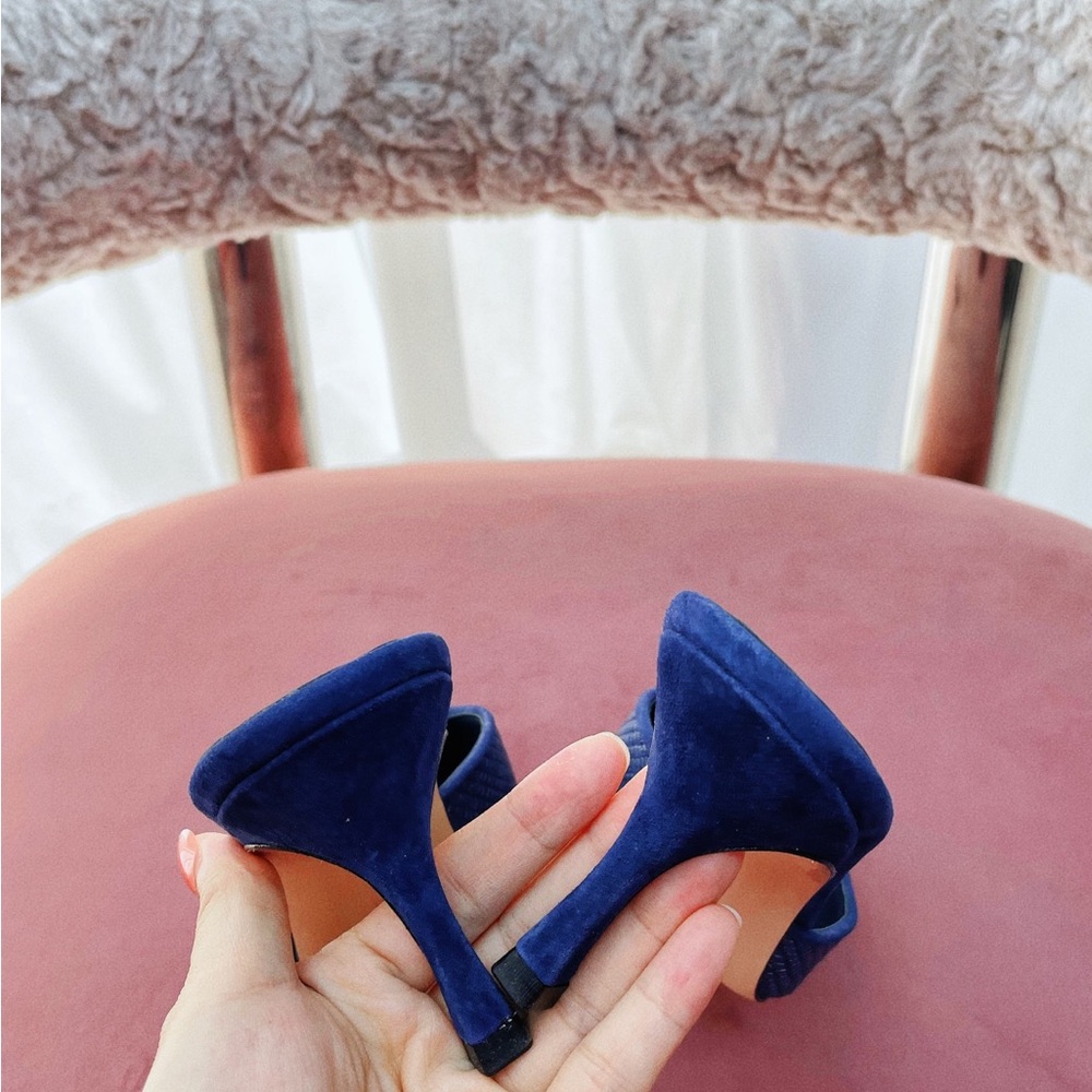 Manolo Blahnik Royal Blue Woven Pointed-Toe Mules with Buckle - Picture 8 of 8